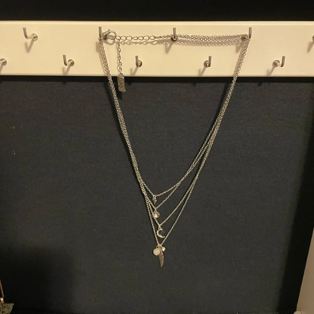 Layered silver necklace - Picture 3 of 3